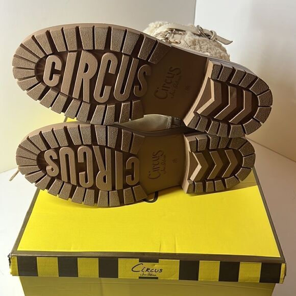 Circus NY Sam Edelman Gretchen Fuzzy Hiker Bootie Ivory sz 8.5 M - Picture 5 of 6